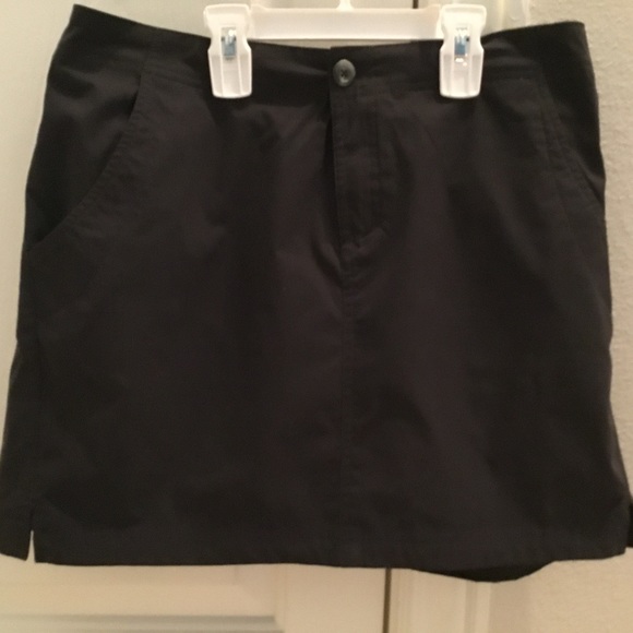 Solstice Apparel black nylon stretch athletic skort - Picture 4 of 11